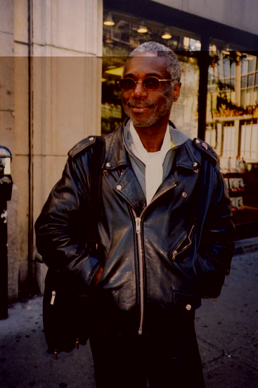 Ho Tam, Posing (Montreal), 2002